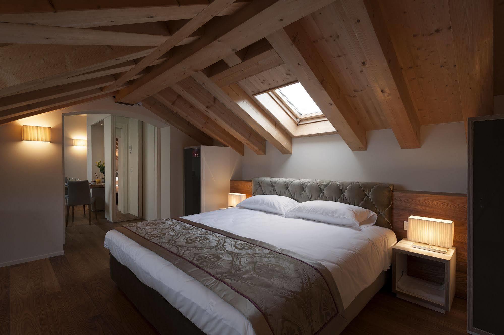 Villa Del Poggio Prosecco Bike Hotel San Pietro Di Feletto Kültér fotó